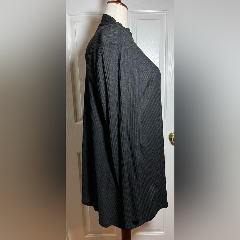 Lane Bryant Black Ribbed Long Sleeve Women’s Swing Top - Picture 3 of 7